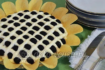Салат Подсолнух с печенью трески рецепт с фото- пошаговое приготовление