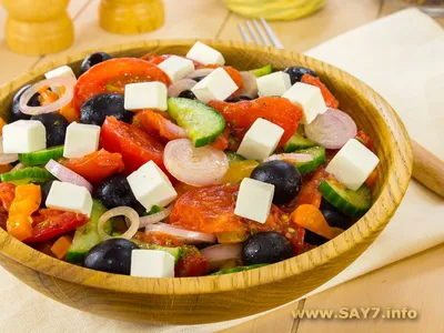 Самый вкусный салат на Новый Год: рецепт от Шефмаркет