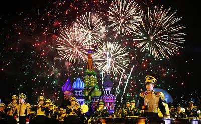 Новогодний салют 2021 в Москве