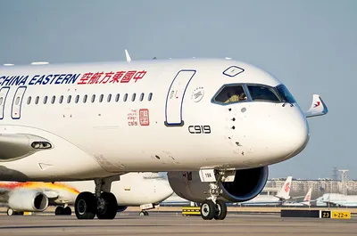 Китайский самолет C919 совершил первый коммерческий рейс - AEX.RU
