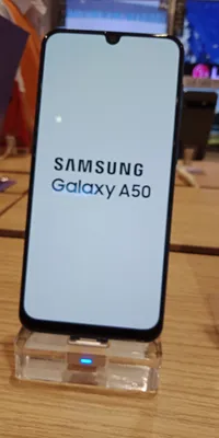 Samsung Galaxy A50 review - YouTube