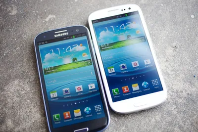 Up close and personal with the Samsung Galaxy S3 (pictures) - CNET