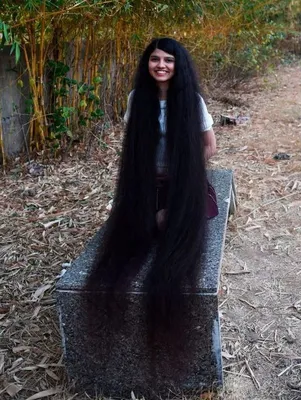 Самые длинные волосы в мире: девушка попала в Книгу рекордов Гиннесса  (фото) - «ФАКТИ»