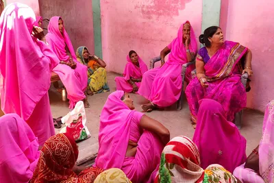 Кто такие Гулаби Ганг — женщины в розовых сари - Горящая изба