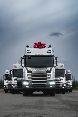 На вантажівках Scania з'явилася цифрова панель приладів. Читайте на UKR.NET