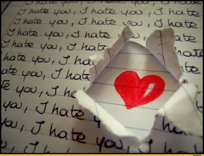 Разбитое сердце: знаки зодиака, которые чаще других страдают от безответной  любви - AmurMedia.ru