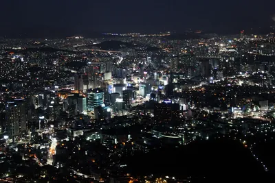 Горный склон Сеула с телебашней на заднем плане Обои Изображение для  бесплатной загрузки - Pngtree