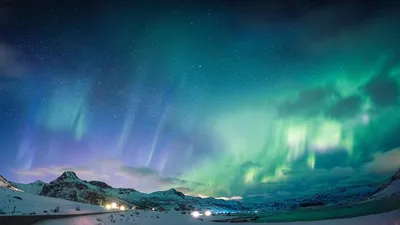 Посмотрите на возникшее в Подмосковье яркое северное сияние. Фото | РБК Life