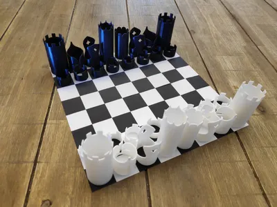 Шахматы: 16 фигур в одной фигуре
