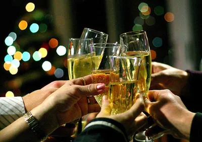 Шампанское и игристое вино ᐈ Купить шампанское и игристое вино по выгодным  ценам на Novus