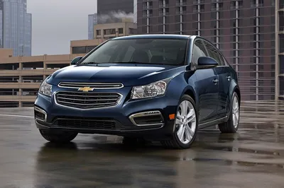 2015 Chevrolet Sonic vs. 2015 Chevrolet Cruze: What's the Difference? -  Autotrader