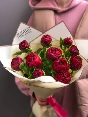 Заказать шикарные цветы в коробке FL-1766 купить - хорошая цена на шикарные  цветы в коробке с доставкой - FLORAN.com.ua