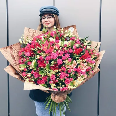 Купить Шикарный букет Нежный шелест с доставкой в Омске - магазин цветов  Трава