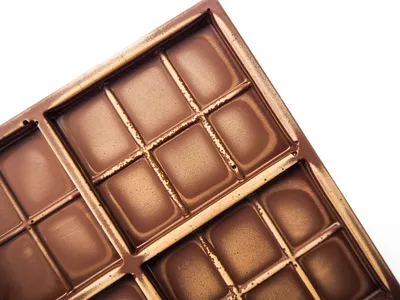 Почему «седеет» шоколад
