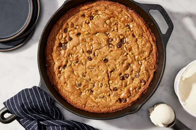 When I need the world to feel right again, I make a cozy 4-ingredient  Skillet Crusty | Salon.com