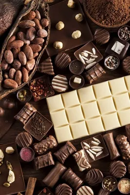 Обои Шоколадные конфеты, орехи, сладкая пища 640x1136 iPhone 5/5S/5C/SE  Изображение