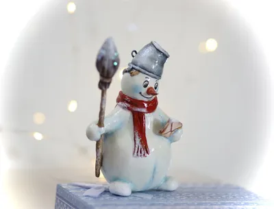 Снеговик-почтовик Ватные елочные игрушки Елочная игрушка – заказать на  Ярмарке Мастеров – MF6E6RU | Елочные игрушки, Тула