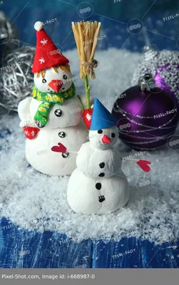 Раскраска праздники снеговик. раскраски на праздники раскраски снеговик.  Красивые раскраски.