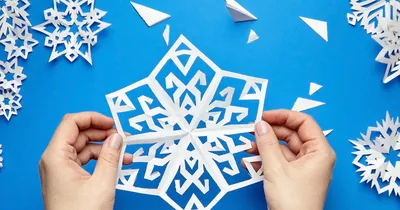 Объёмная снежинка оригами из цветной бумаги » Путь Оригами
