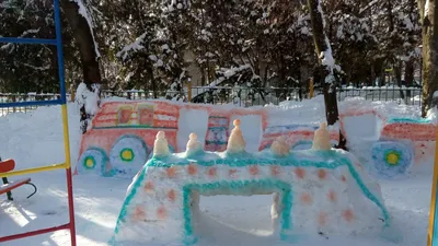 Жители Ярославля продолжают делать снежные фигуры - Вести Ярославль
