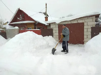 На Калининград летят снежные заносы