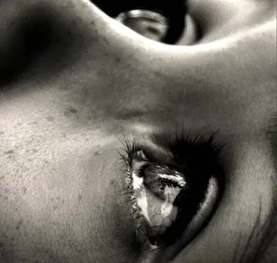 Слёзы боль ,разрывает внутри» — создано в Шедевруме
