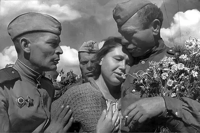 ЭХО76 - 10 вопросов о ВОЙНЕ / 9 / Почему солдаты Красной Армии так массово  сдавались в плен в начале войны?