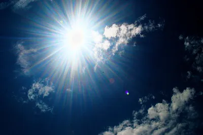 Закат Солнца С Лучами Солнца — стоковые фотографии и другие картинки Облако  - Облако, Солнце, Облачный пейзаж - iStock