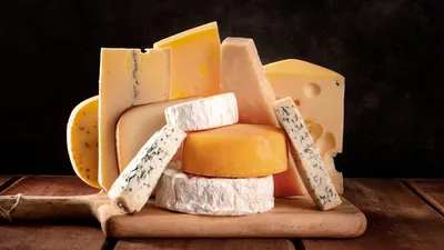 Твердые сорта сыра — купить в Москве по выгодным ценам