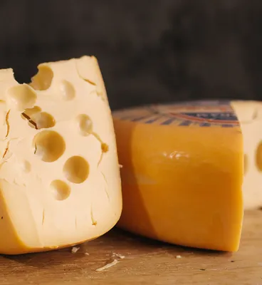 Вид швейцарского сыра