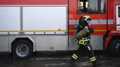 В Ялуторовске на пожаре спасли женщину и ребёнка | Вслух.ru