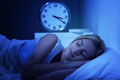 Врач объяснила, почему нельзя ложиться спать сразу после еды - Газета.Ru |  Новости
