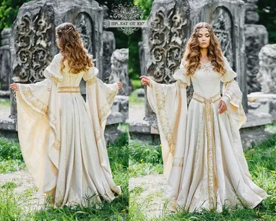 женщина платья средневековая Стоковое Фото - изображение насчитывающей  одежды, леди: 73531870