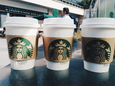 Bangkok, Thailand – August 26, 2018: Starbucks Coffee Cup. Starbucks Is One  Of The Largest Coffee Chain Stores In The World. Фотография, картинки,  изображения и сток-фотография без роялти. Image 111541721