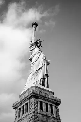 Статуя Свободы - Фотообои на стену по Вашим размерам в интернет магазине  arte.ru. Заказать обои Статуя Свободы - (12454)