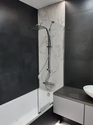 Изготовление стеклянных полочек в ванную комнату на заказ, полки для ванной  от производителя в интернет-магазине Karniza.ru