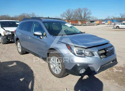 Интерьер Subaru Outback 2018 — стоковые фотографии и другие картинки  Автомобиль - Автомобиль, Без людей, Буш - iStock