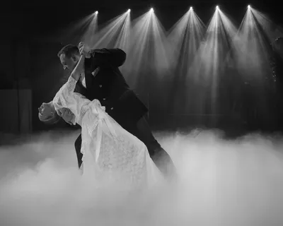 Эксклюзив: Роман Свечкоренко показал новые фото со своей свадьбы – INSIDER  UA