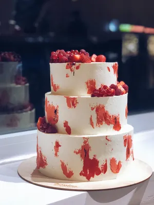 Сколько стоит свадебный торт в 2021 году?