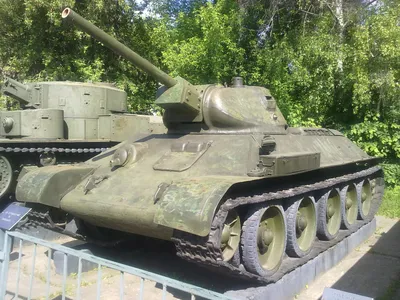 Модель среднего танка Т-34