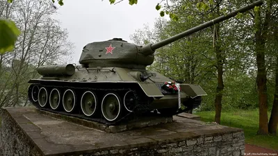 Модель среднего танка Т-34