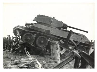 Советский танк т-34 времён войны Арт - обои на рабочий стол