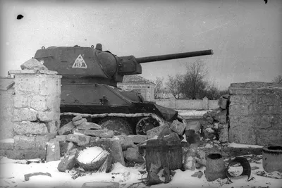 The T-34 Tank: A Soviet “Tractor” That Reached Berlin