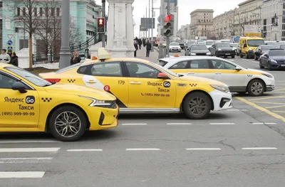 В России остро не хватает таксистов - Ведомости