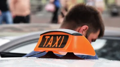 Аттестация таксистов на знание города: благо или риск возвращения нелегалов