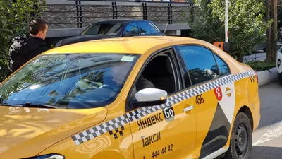В России в 2022 году выросло количество нелегальных таксистов - Ведомости