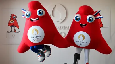 Горностаев в шлемах выбрали талисманами Олимпиады в Италии :: Другие :: РБК  Спорт