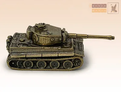 Купить сборную модель Tamiya 35216 Немецкий тяжелый танк Tiger I (ранняя  версия) с 1 фигурой танкиста в масштабе 1/35