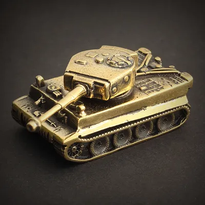 Танк Тигр II 3D model - Скачать Военная техника на 3DModels.org