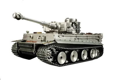 Танк Тигр 101-го тяжелого танкового батальона СС во время учебных боев —  военное фото